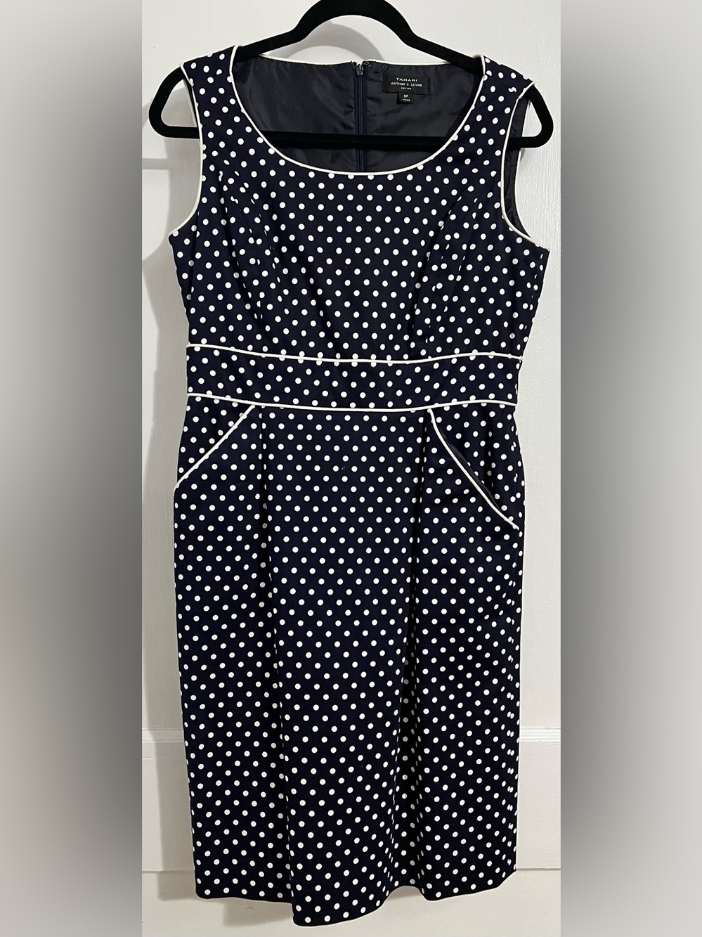 Tahari Arthur S Levine Navy and White Polka Dot Sleeveless Midi Dress